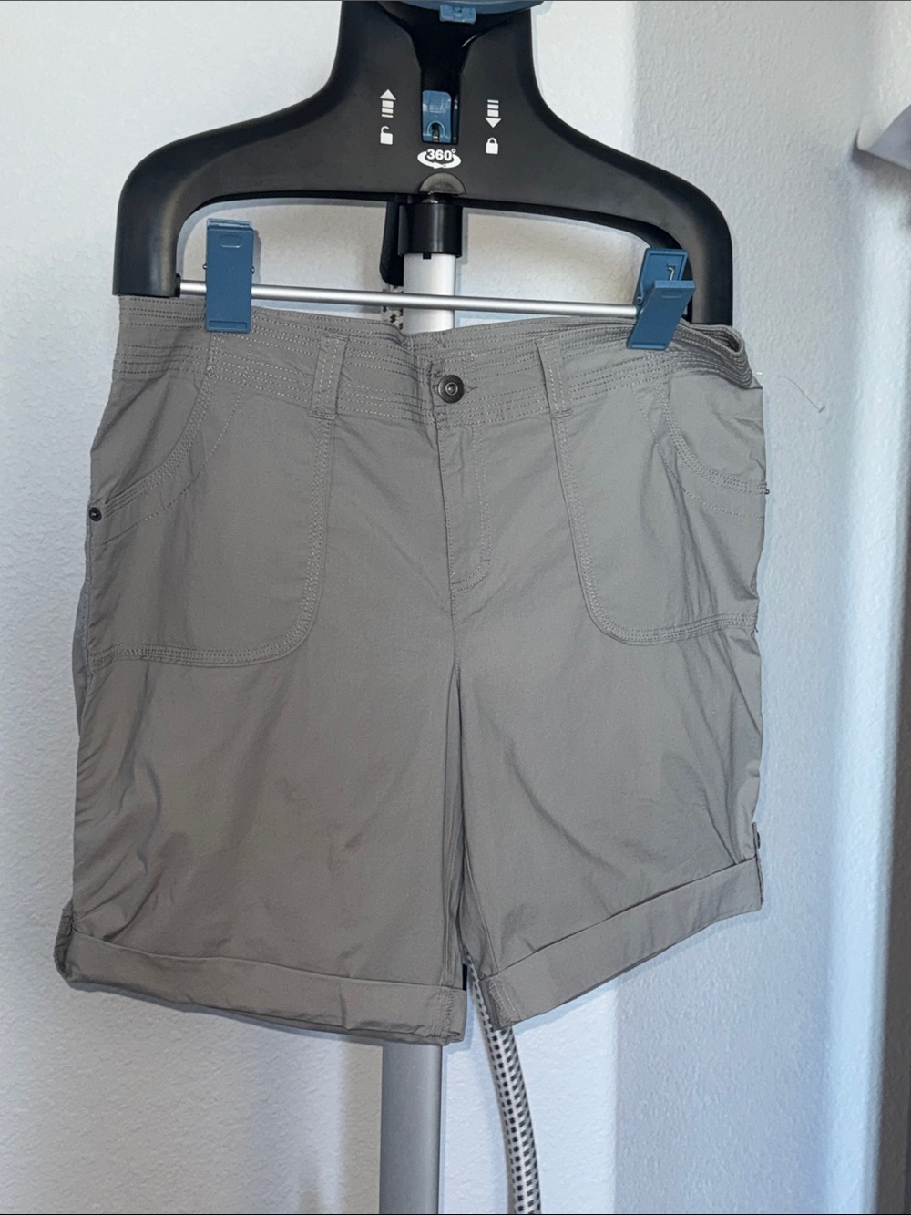 Women’s Gray Roll-Cuff Shorts - Lightweight Summer Staple